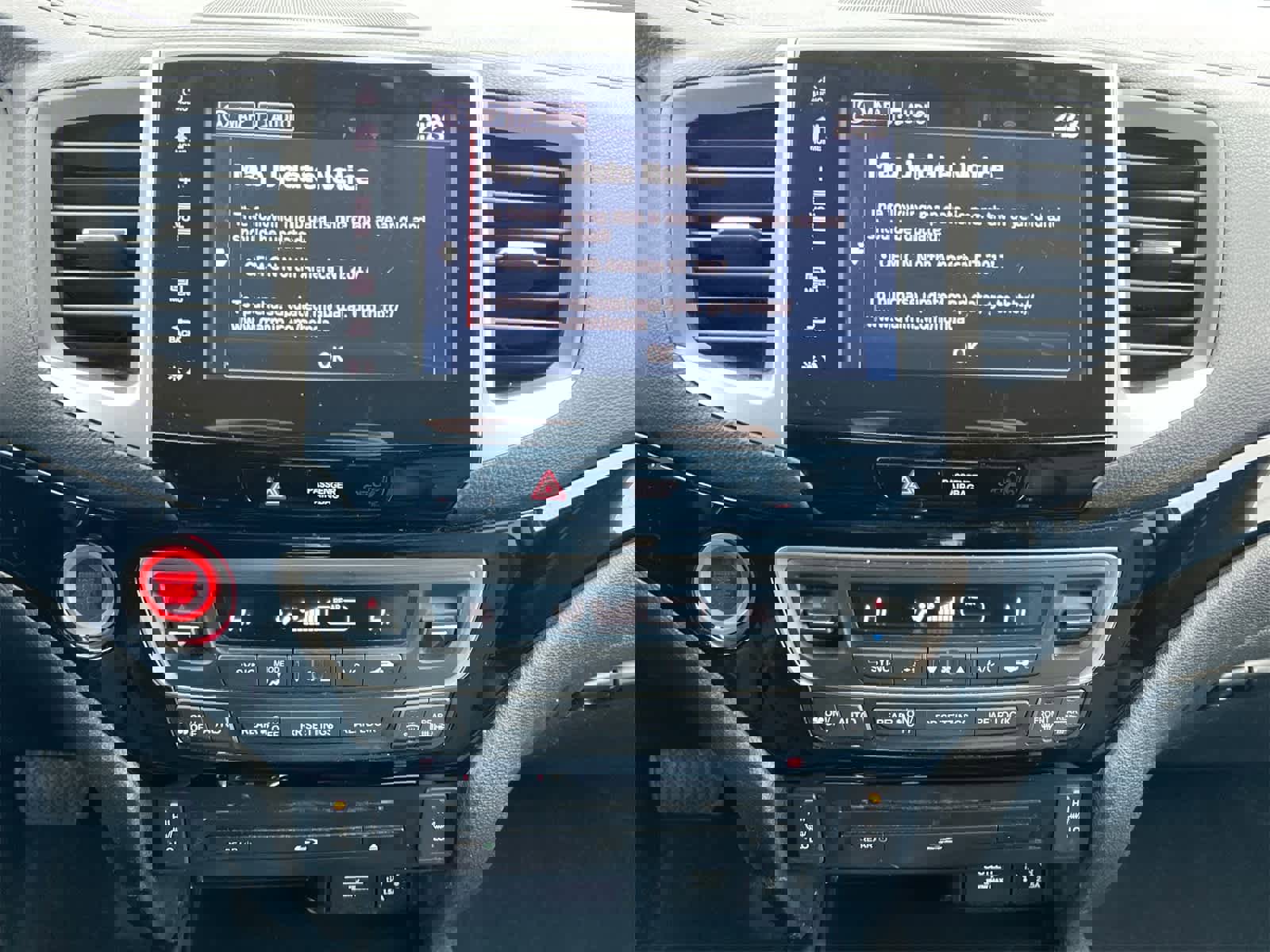 Used 2017 Honda Pilot Touring image 27