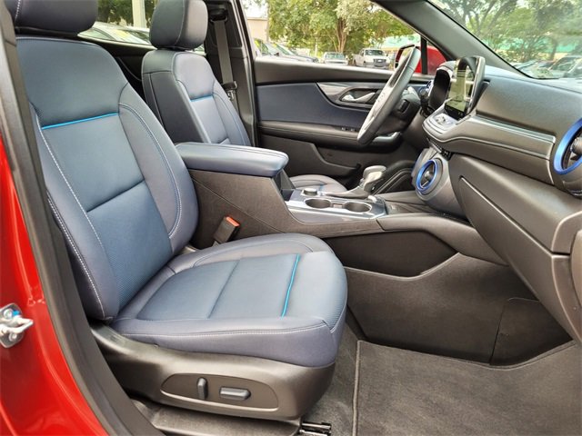 Used 2025 Chevrolet Blazer RS w/ Enhanced Convenience Package image 25