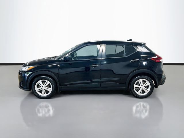 Used 2022 Nissan Kicks S FWD image 4