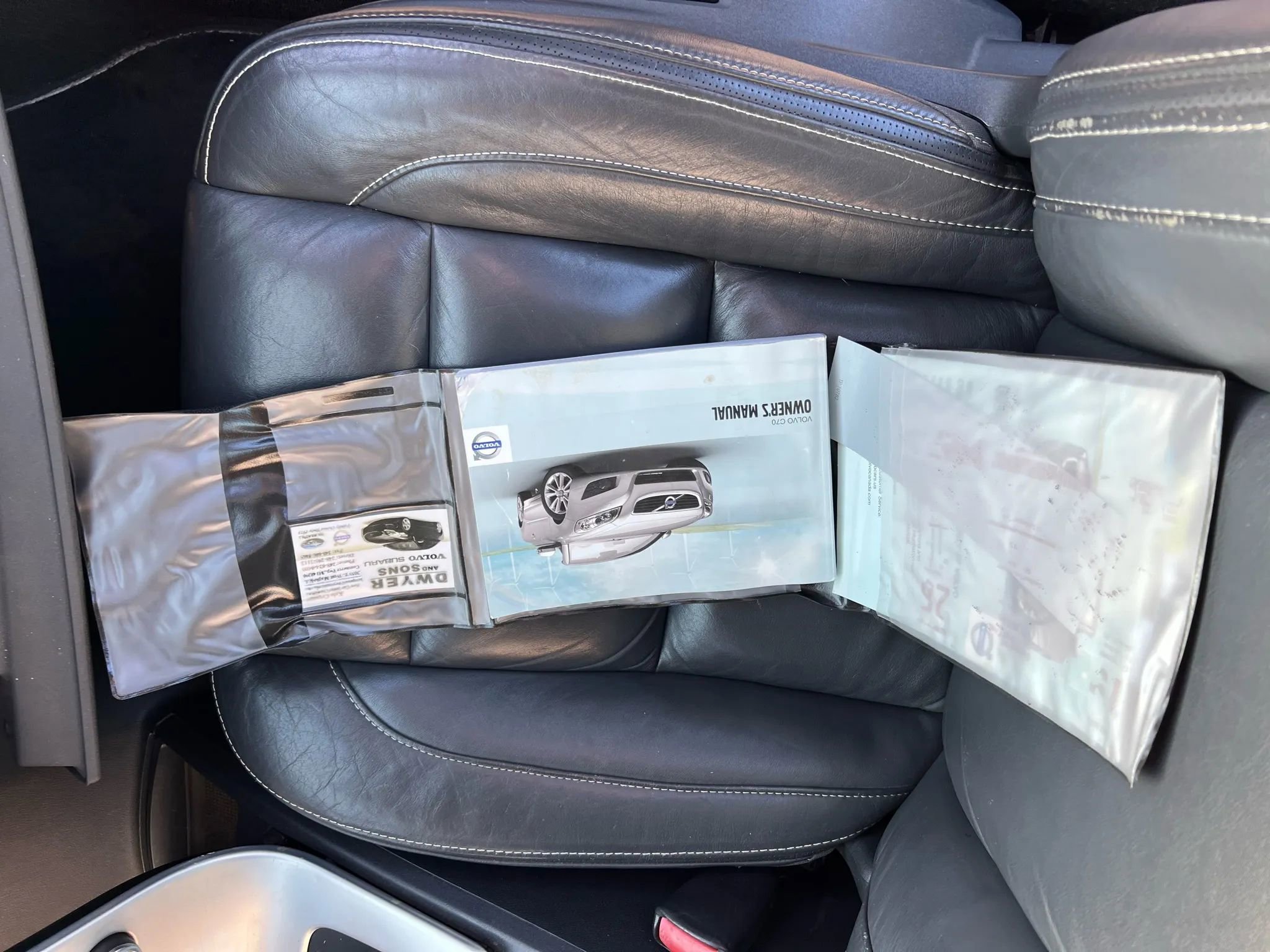 Used 2011 Volvo C70 T5 w/ Convenience Pkg FWD image 29