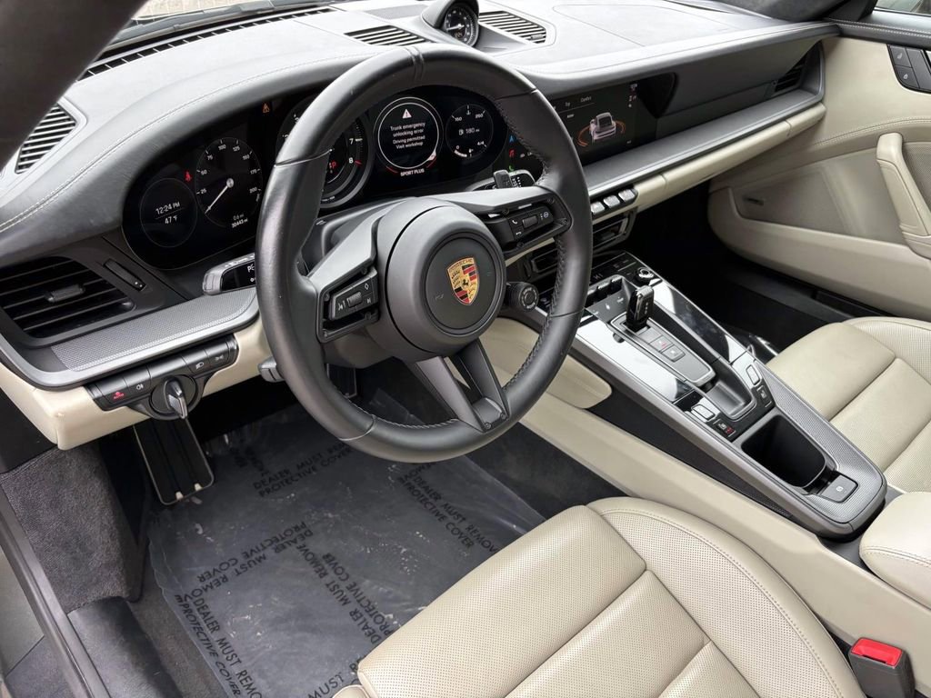 Certified 2022 Porsche 911 Carrera image 24