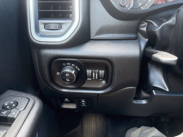 Used 2025 RAM 1500 Big Horn AWD/4WD image 15