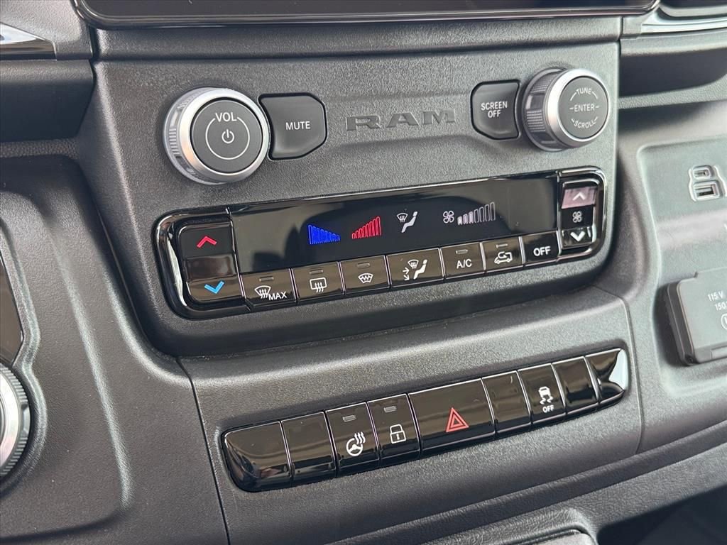 New 2025 RAM ProMaster 3500 w/ Cold Weather Group image 21