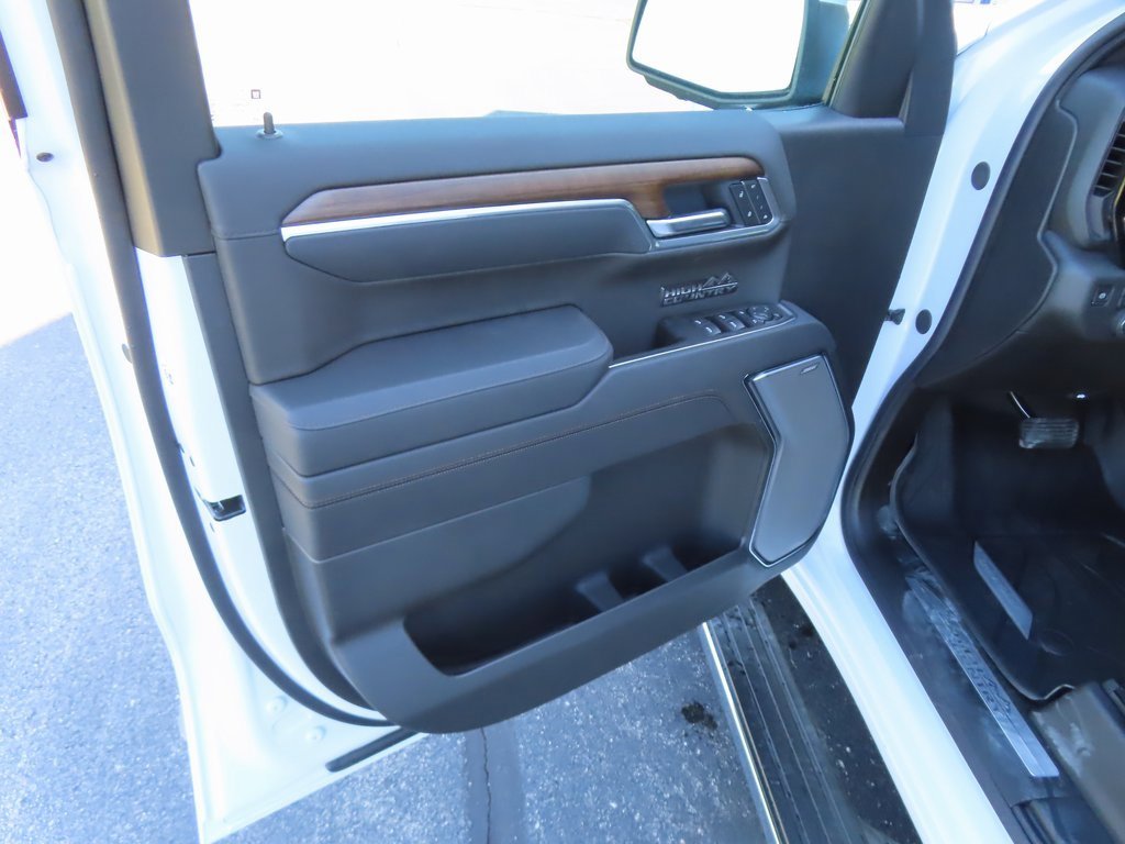 New 2026 Chevrolet Silverado 1500 High Country image 26