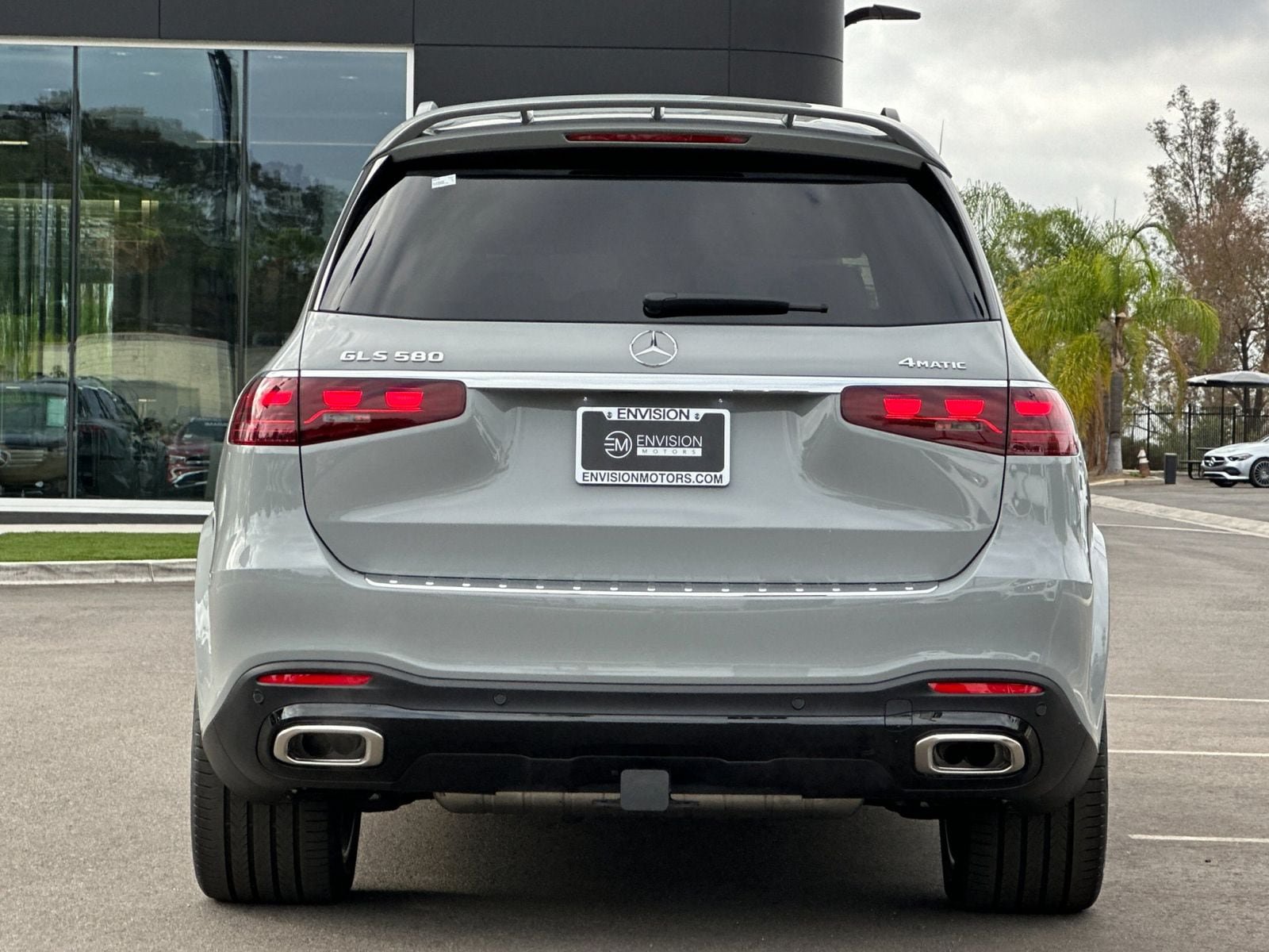 New 2026 Mercedes-Benz GLS 580 4MATIC image 4