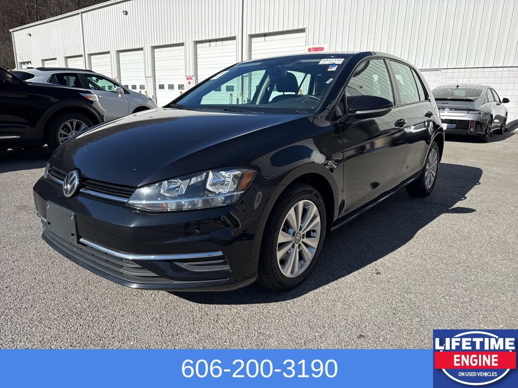 Used 2021 Volkswagen Golf 4-Door FWD image 3