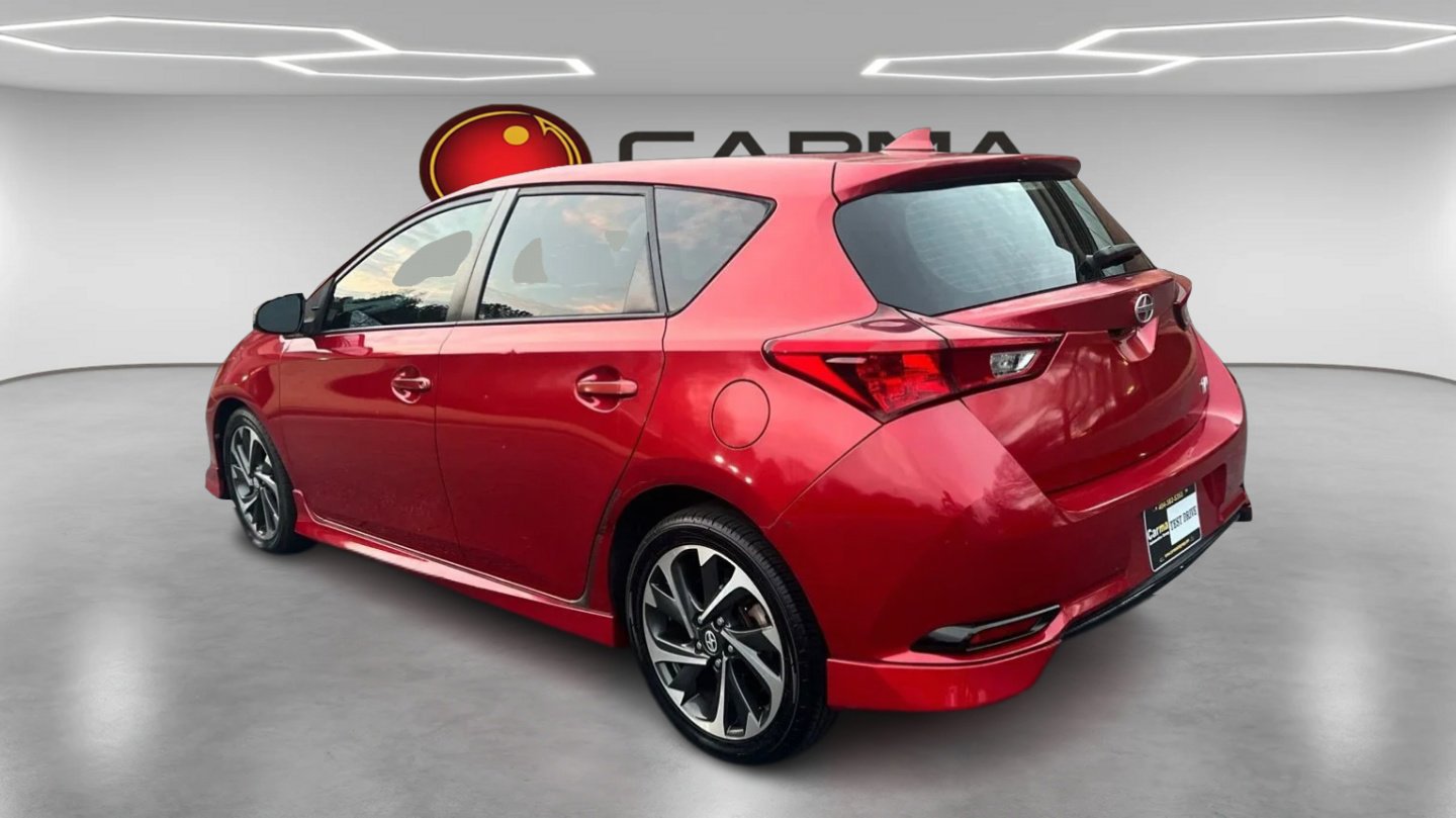 Used 2016 Scion iM image 3