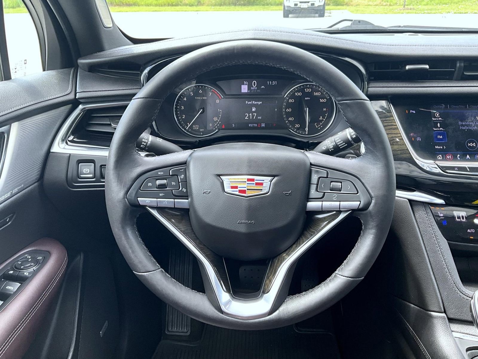 Used 2021 Cadillac XT6 Premium Luxury image 12