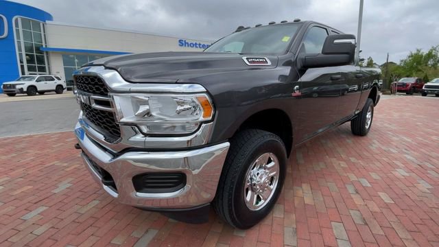 Used 2024 RAM 2500 Tradesman w/ Chrome Appearance Group image 5