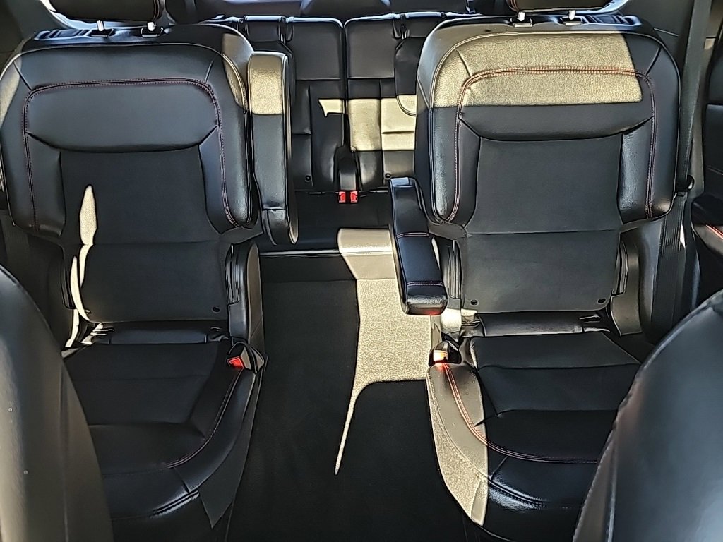 Used 2023 Ford Explorer ST-Line w/ Class IV Trailer Tow Package image 37