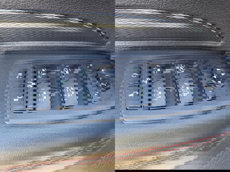 Used 2025 Dodge Durango GT image 13