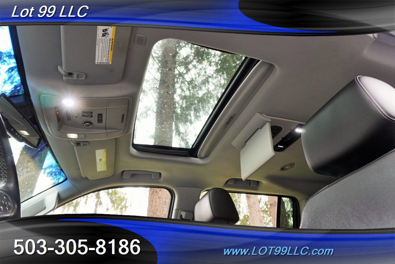 Used 2017 Chevrolet Suburban Premier RWD image 3