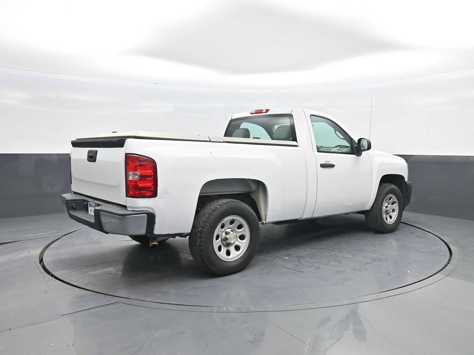 Used 2013 Chevrolet Silverado 1500 W/T RWD image 8