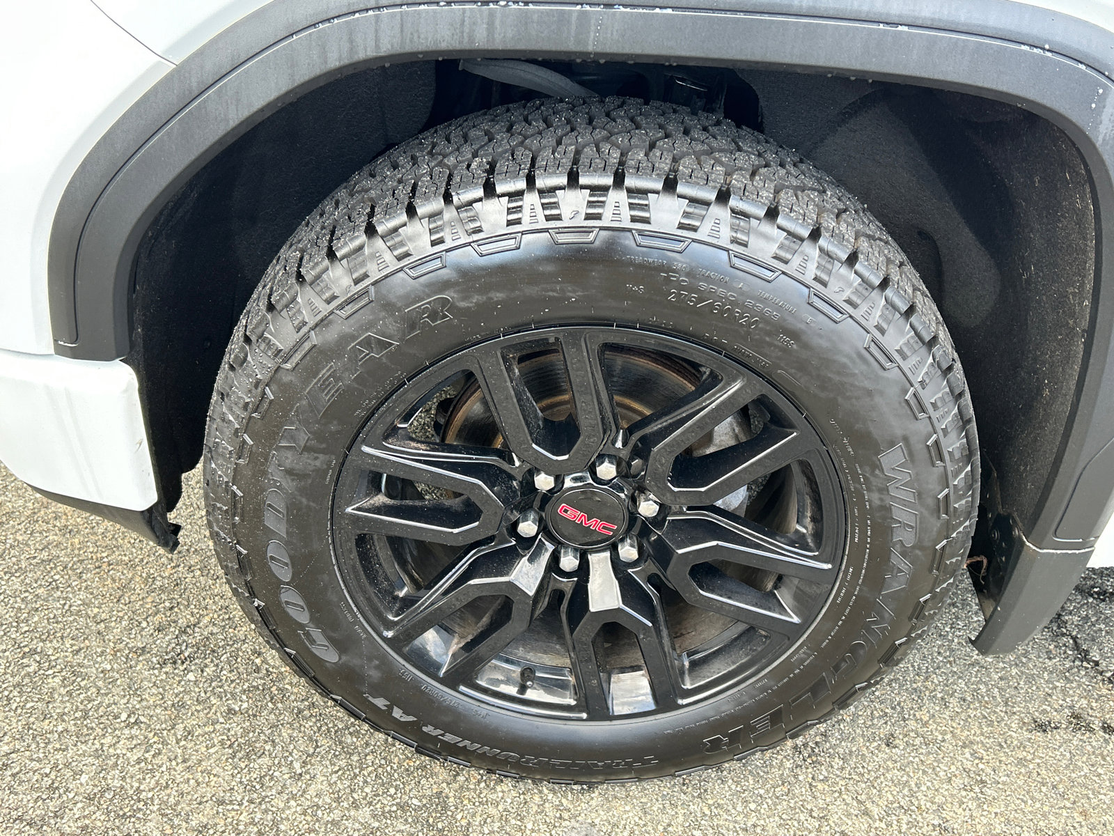 Used 2019 GMC Sierra 1500 Elevation w/ Elevation Value Package AWD/4WD image 6
