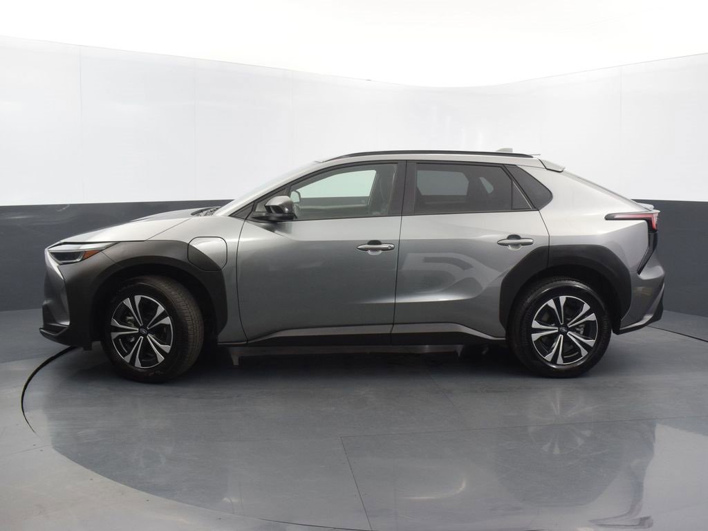 Used 2025 Subaru Solterra Premium w/ Premium Package image 5