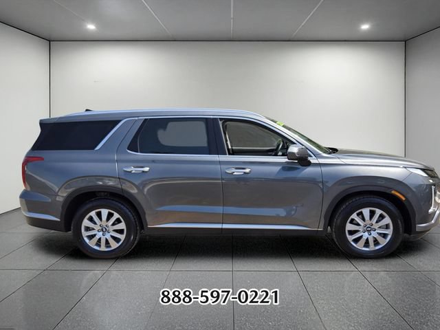 Used 2024 Hyundai Palisade SEL FWD image 6