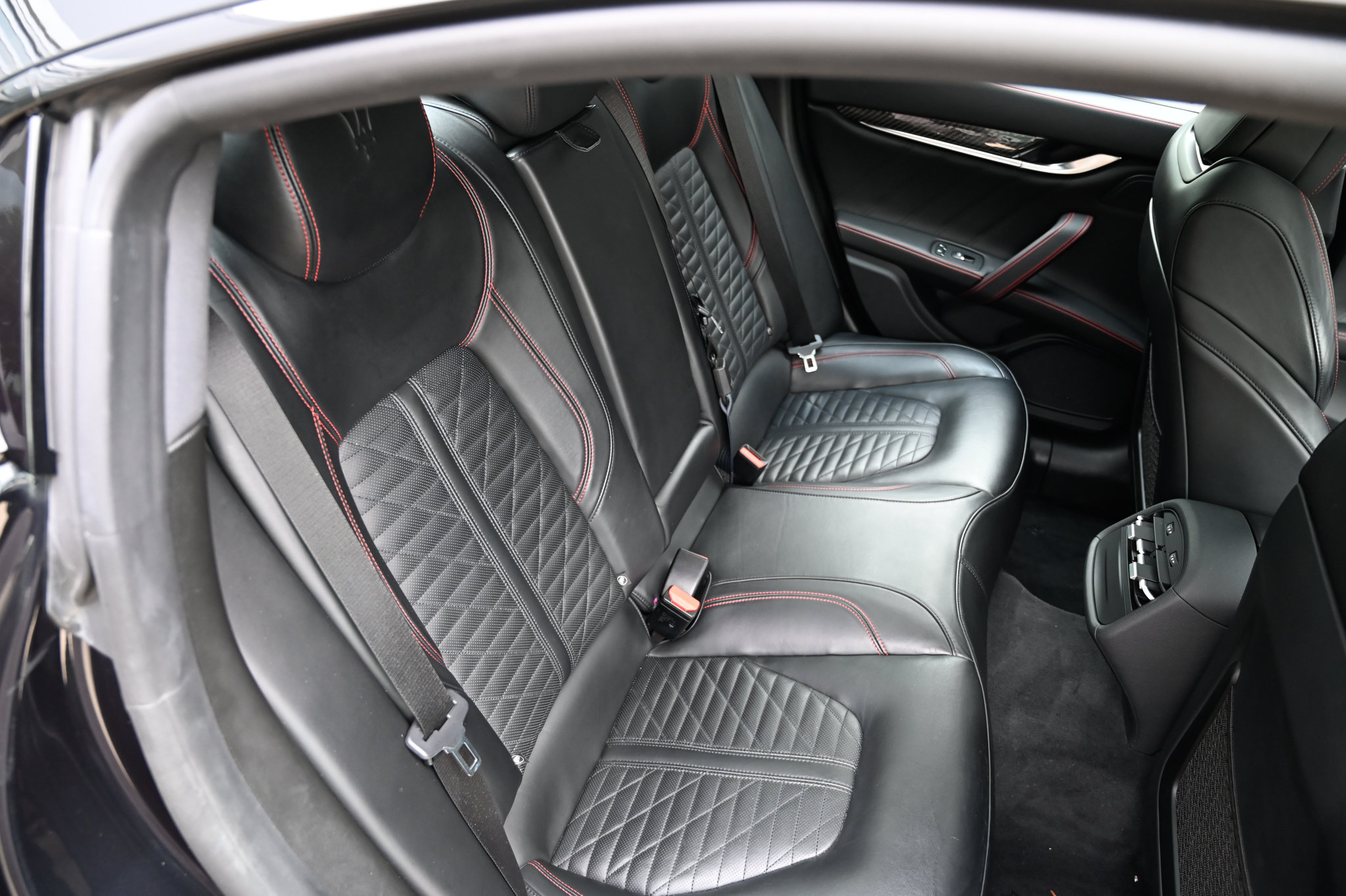 Used 2021 Maserati Ghibli Trofeo RWD image 49