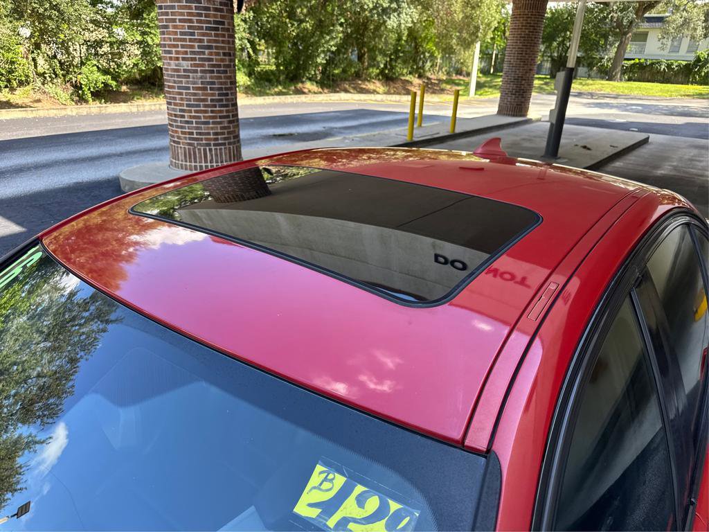 Used 2016 BMW 320i Sedan image 12