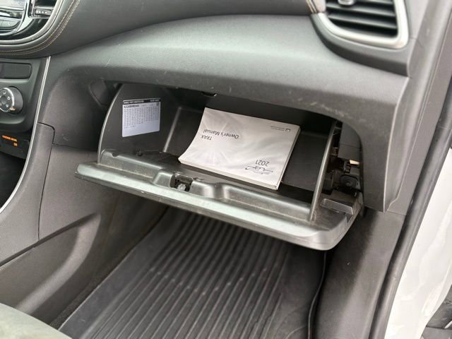 Certified 2021 Chevrolet Trax LS w/ Tint and Cruise Package image 31