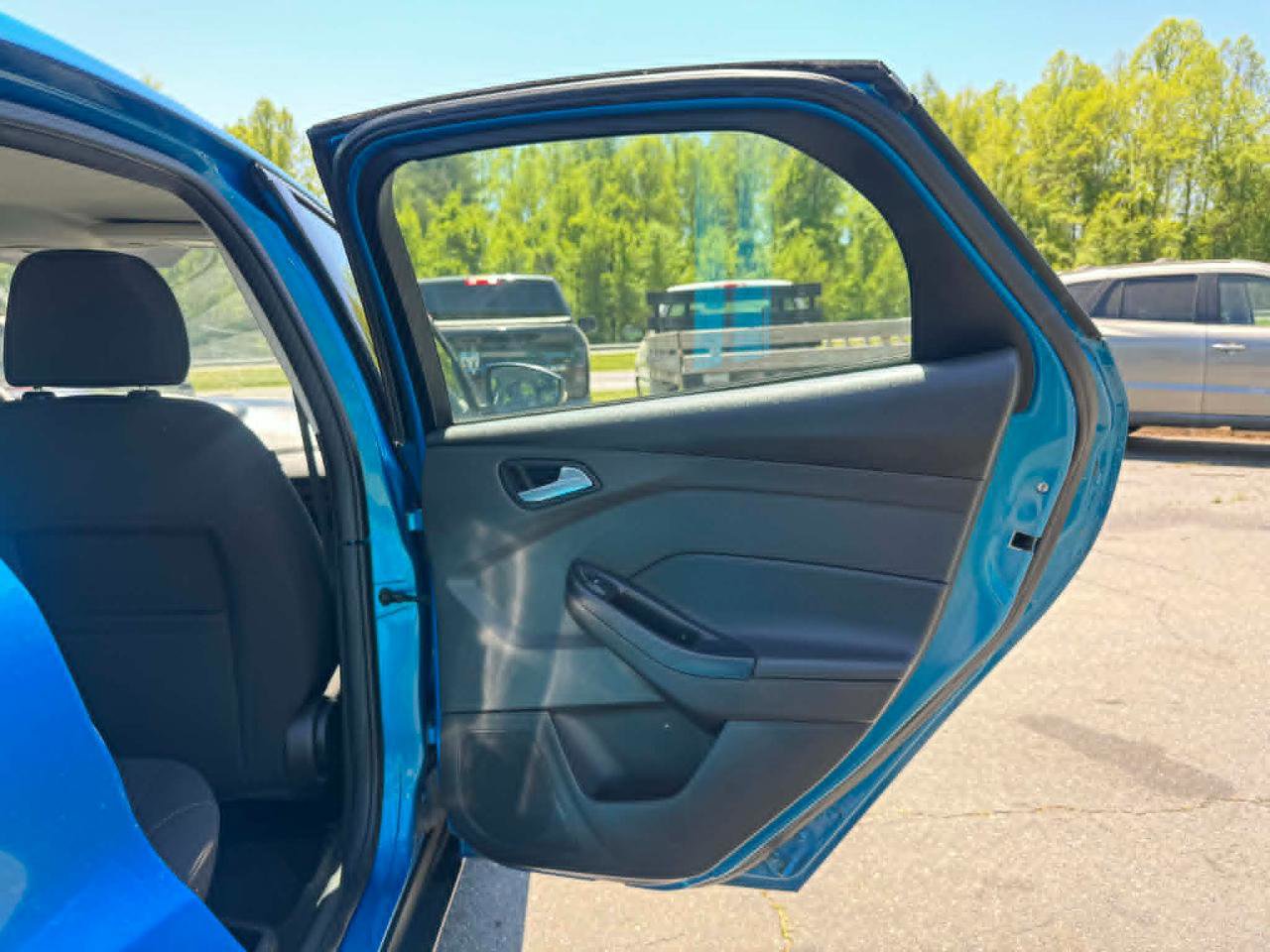 Used 2016 Ford Focus SE image 15