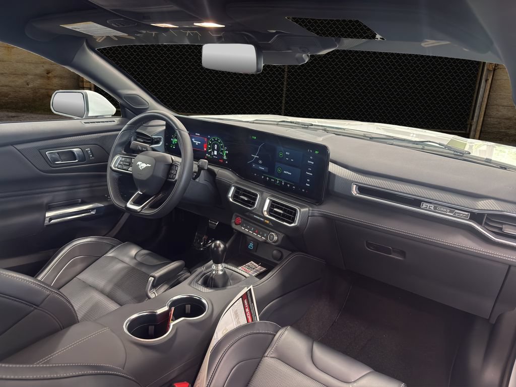 Used 2025 Ford Mustang GT Premium w/ GT Performance Package RWD image 19