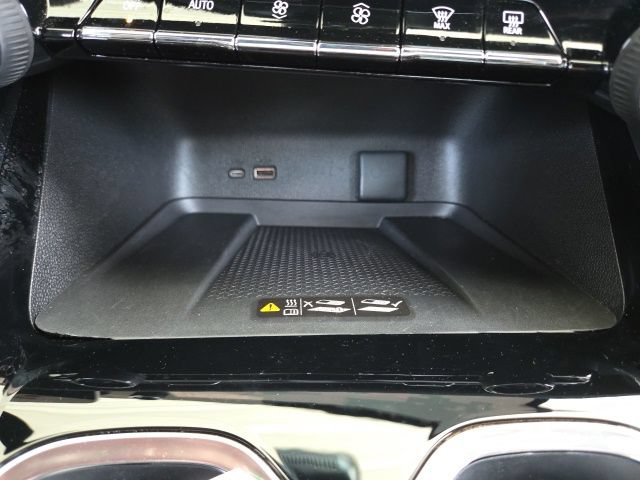 Used 2026 Chevrolet Traverse RS AWD/4WD image 13