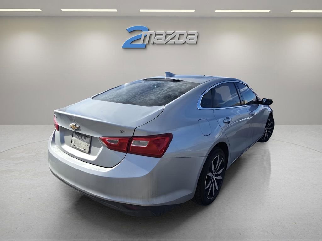 Used 2017 Chevrolet Malibu LT w/ Leather Package image 5