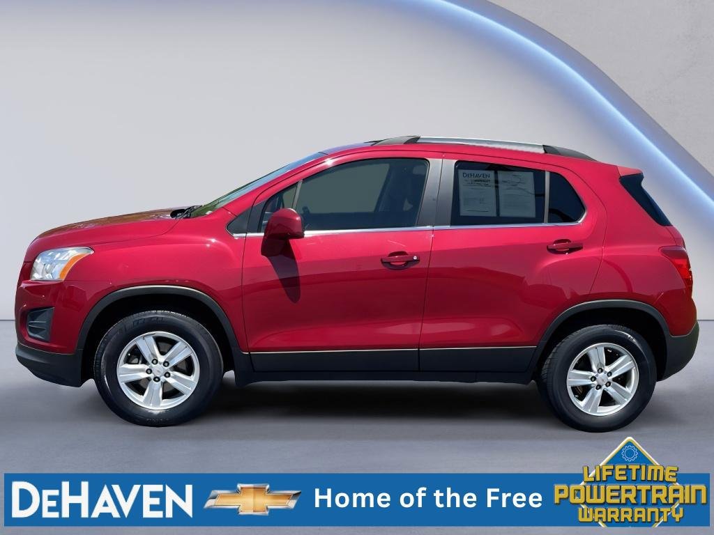 Used 2015 Chevrolet Trax LT w/ LT Sun and Sound Package AWD/4WD image 3