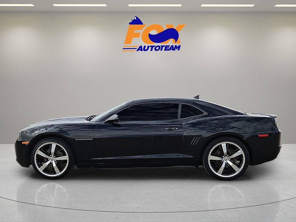 Used 2013 Chevrolet Camaro LS RWD image 2