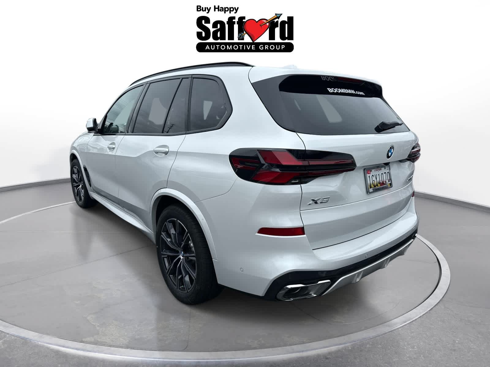 Used 2026 BMW X5 xDrive40i w/ M Sport Package AWD/4WD image 2