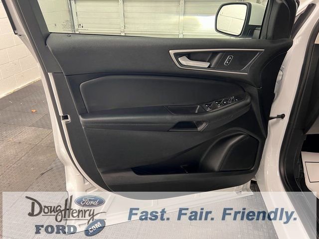 Used 2024 Ford Edge SEL image 22