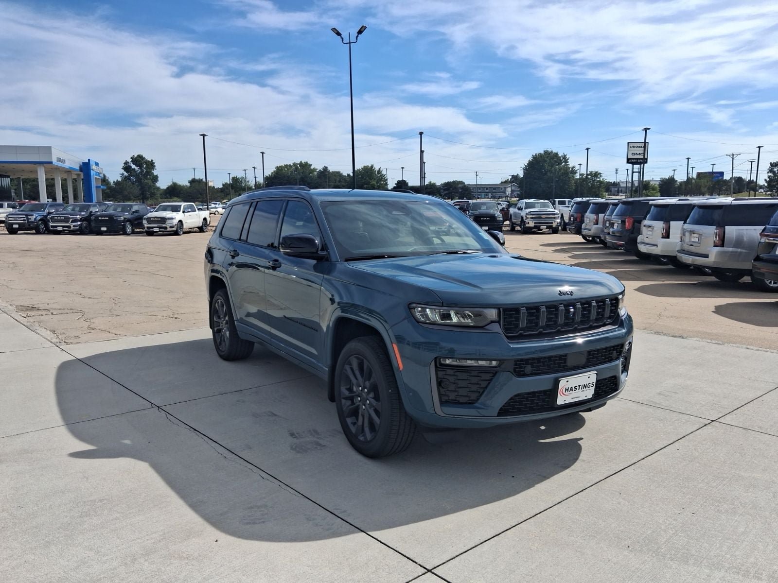 New 2026 Jeep Grand Cherokee L Limited AWD/4WD image 7