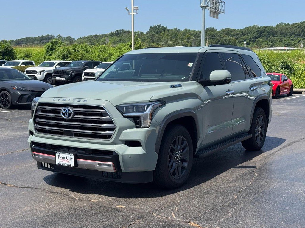 Certified 2023 Toyota Sequoia Limited w/ TRD Off-Road Package AWD/4WD image 11