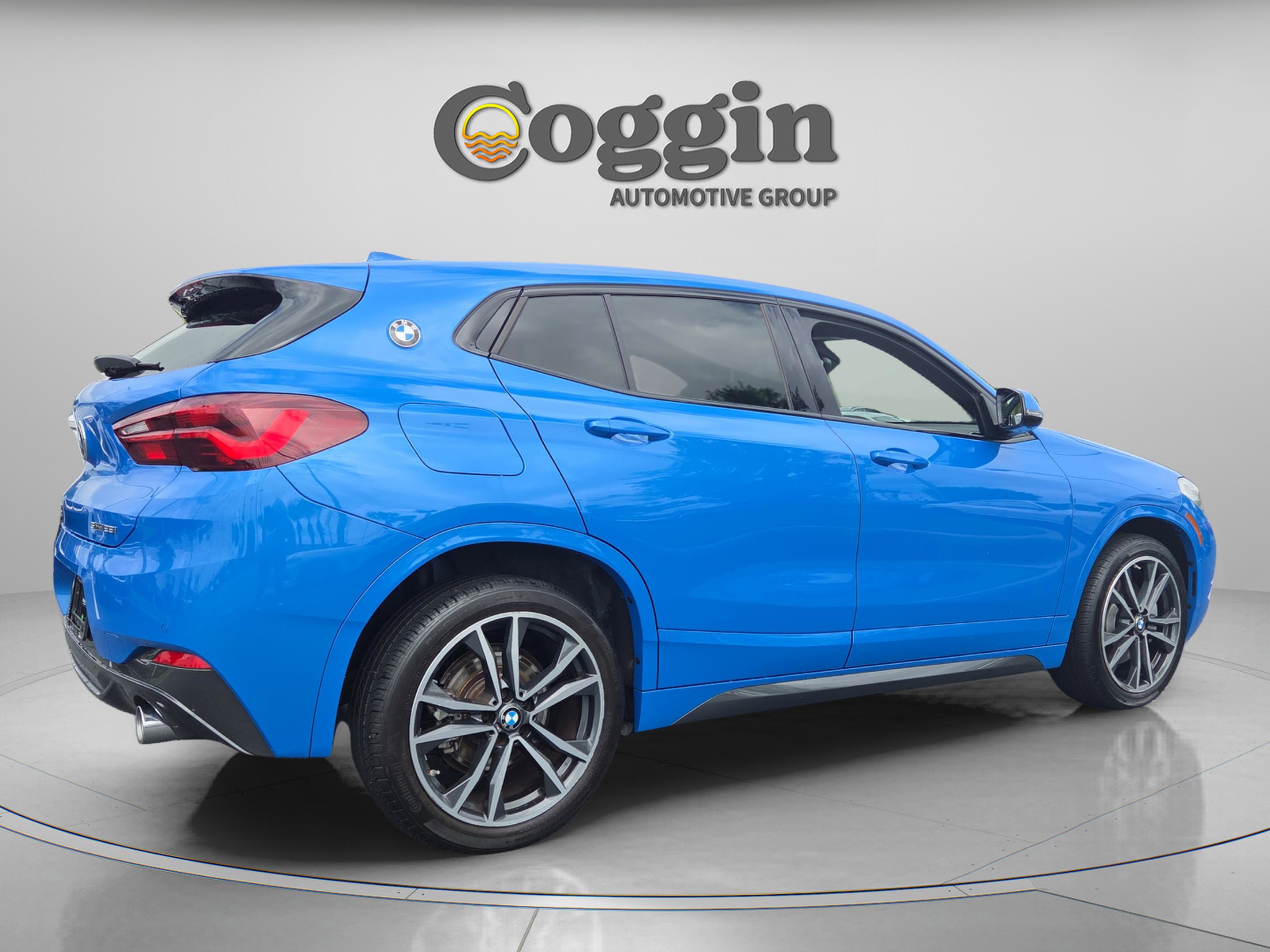 Used 2023 BMW X2 sDrive28i w/ M Sport Package FWD image 5