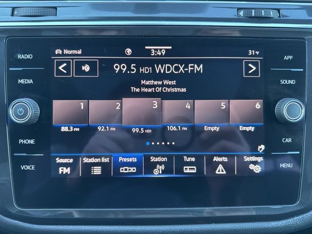 Used 2021 Volkswagen Tiguan SE R-Line w/ 3rd Row Seat Package image 16