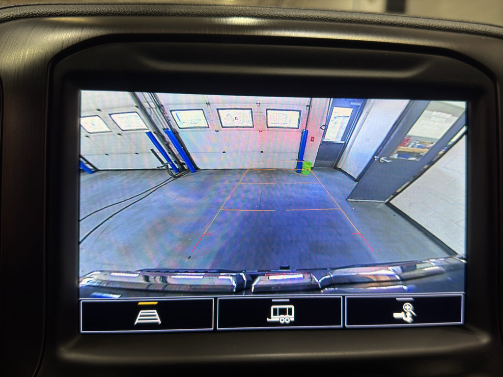 Certified 2021 GMC Sierra 1500 AT4 w/ AT4 Preferred Package image 32