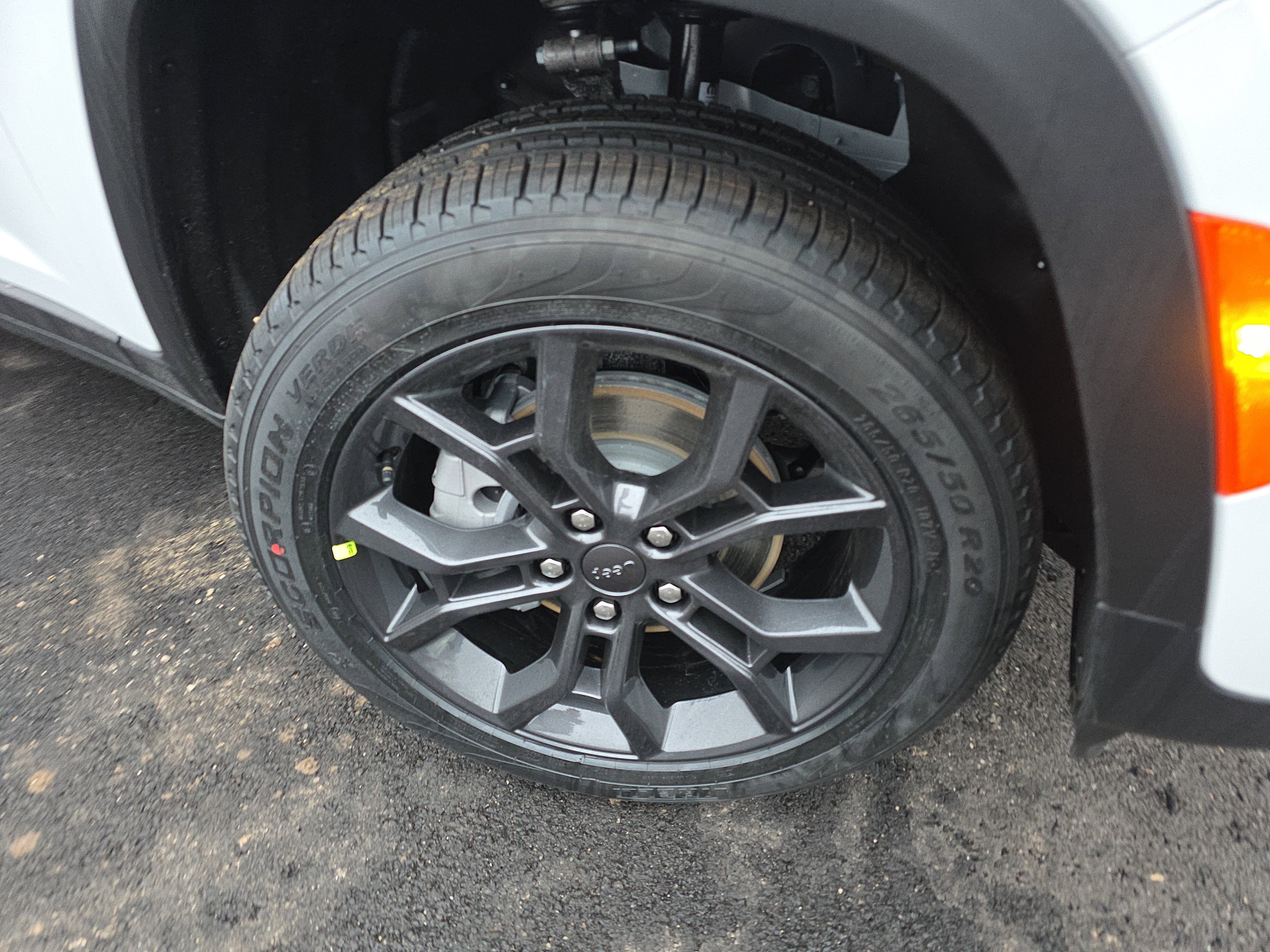 New 2025 Jeep Grand Cherokee Limited image 23