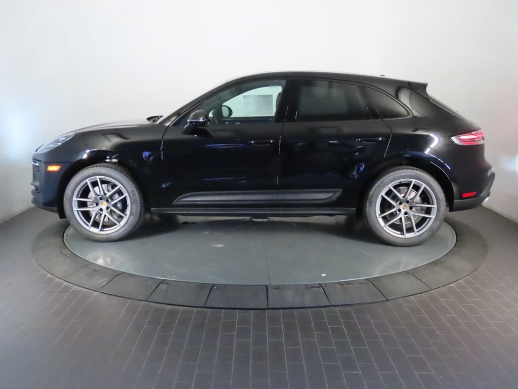 New 2026 Porsche Macan AWD/4WD image 2