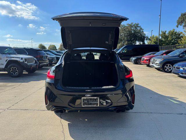 Used 2023 BMW X4 M40i w/ Premium Package image 25