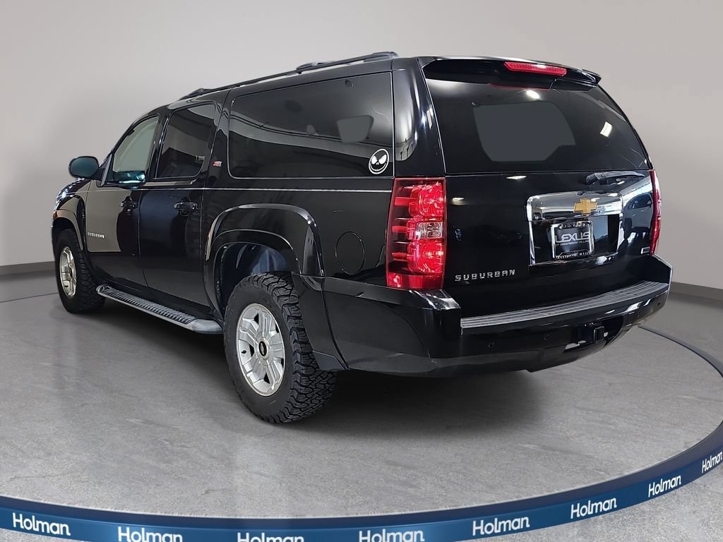 Used 2012 Chevrolet Suburban LT w/ Suspension Package, Off-Road AWD/4WD image 8