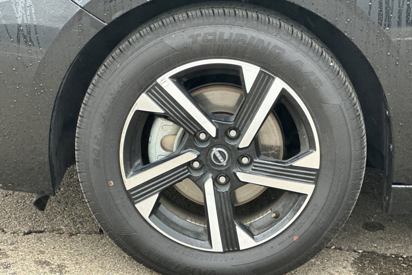 Used 2024 Nissan Sentra SV image 43