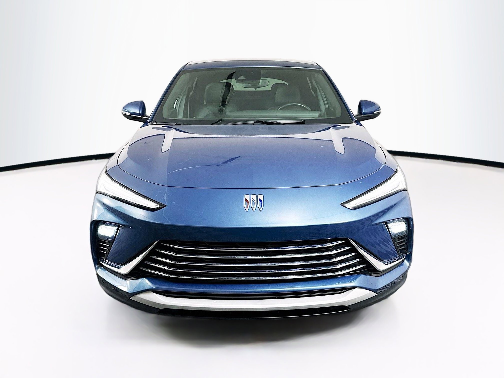 Used 2024 Buick Envista Preferred w/ Convenience I Package image 2