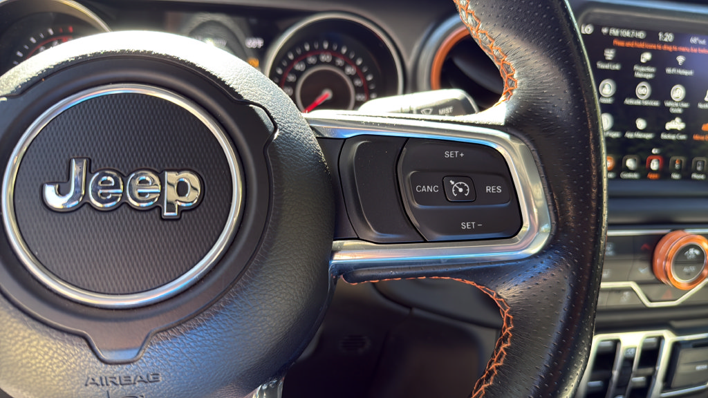 Used 2020 Jeep Gladiator Mojave AWD/4WD image 25