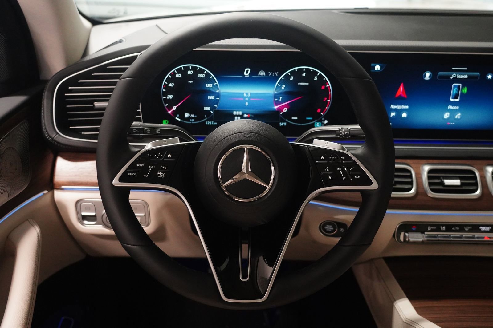 New 2026 Mercedes-Benz GLS 450 4MATIC image 19