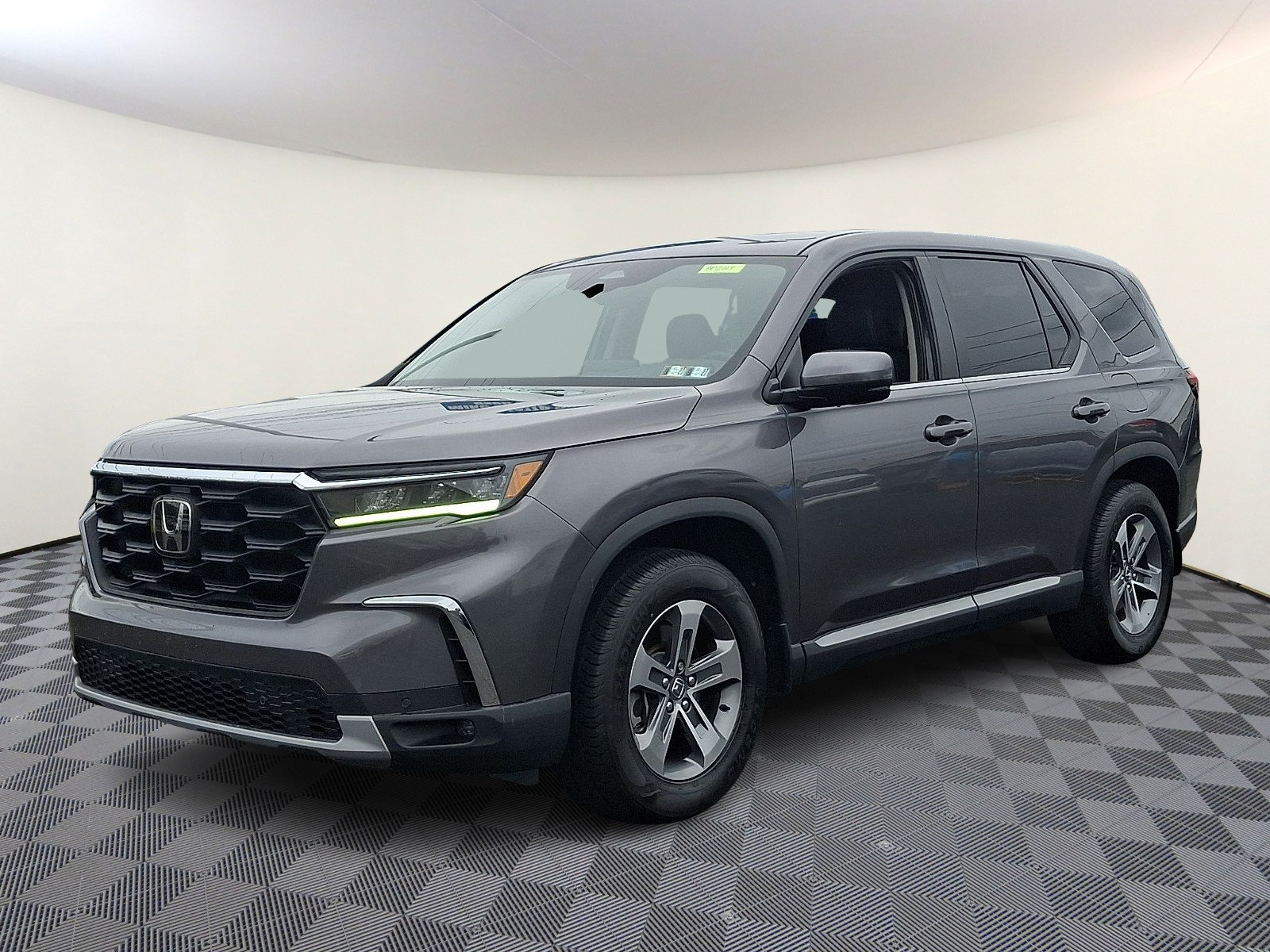Used 2023 Honda Pilot EX-L image 3