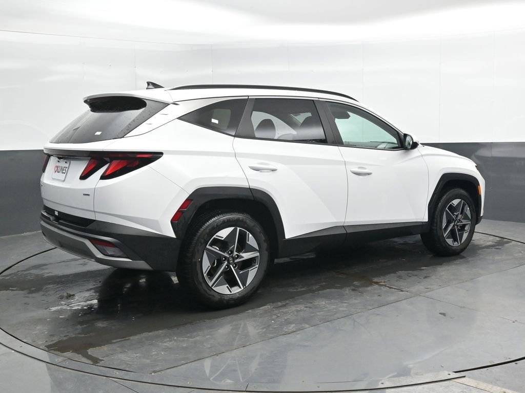 Used 2025 Hyundai Tucson SEL AWD/4WD image 3