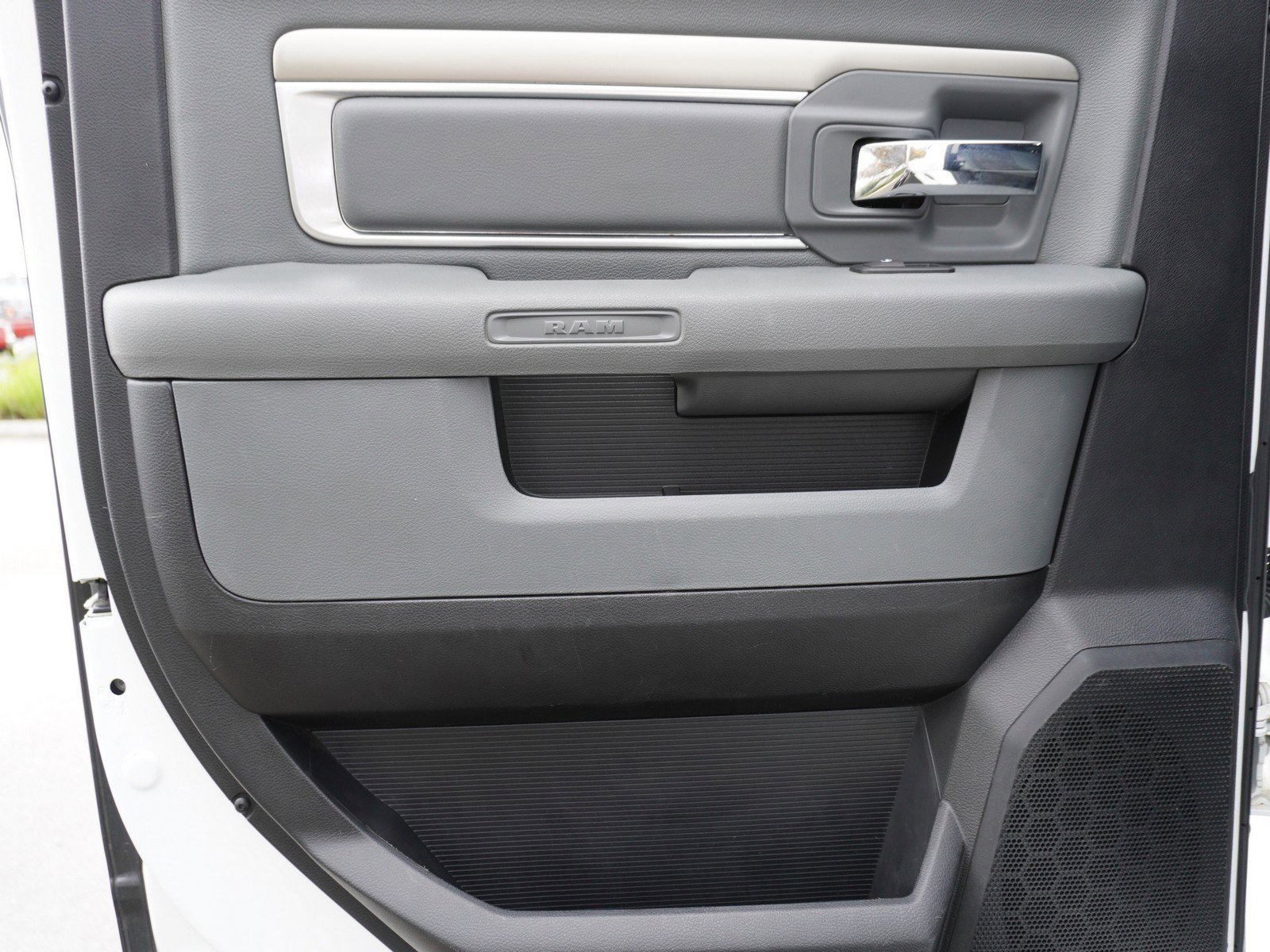 Used 2015 RAM 2500 Big Horn image 11