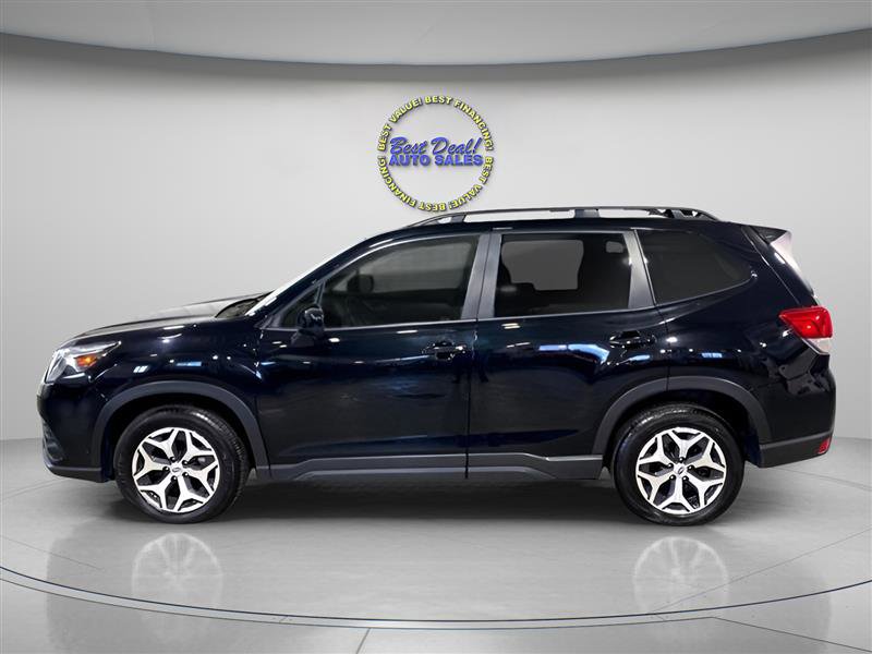 Used 2022 Subaru Forester Premium image 2