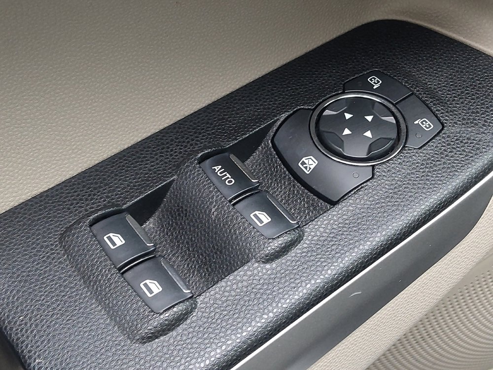 Used 2018 Ford EcoSport S FWD image 27