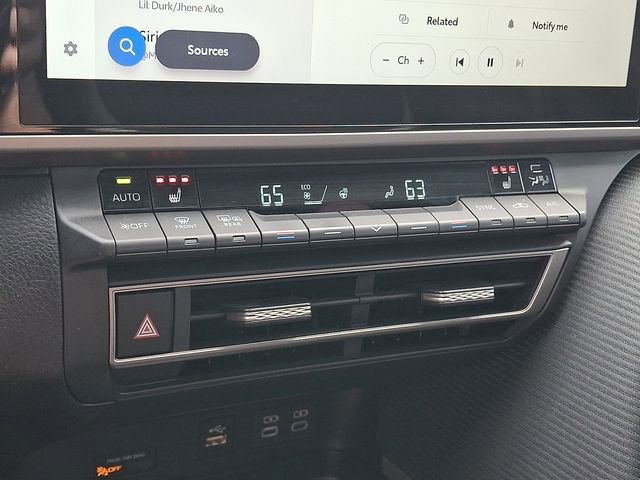 Certified 2025 Toyota Camry SE w/ Multimedia Upgrade Package FWD image 16